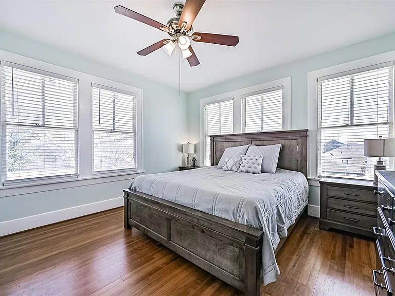 3519 Avenue R 1/2 — Photo 30