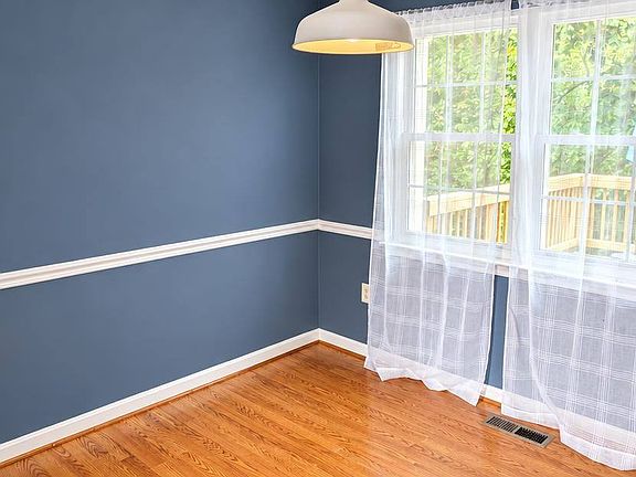 4th image of 2 Fairmont Pl
