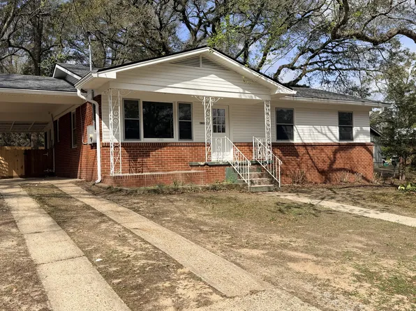 1305 Diane Ct, Mobile, AL 36618