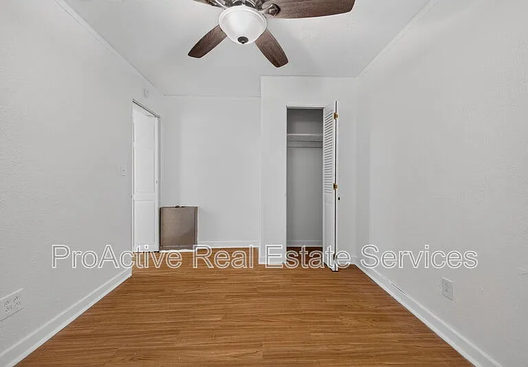 100 Hodges Manor Rd — Photo 7
