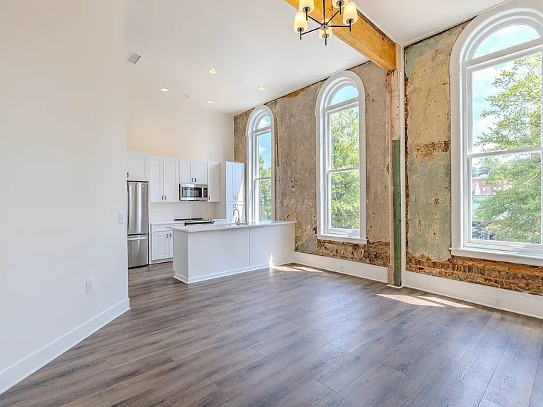 306 Tribune St — Photo 13
