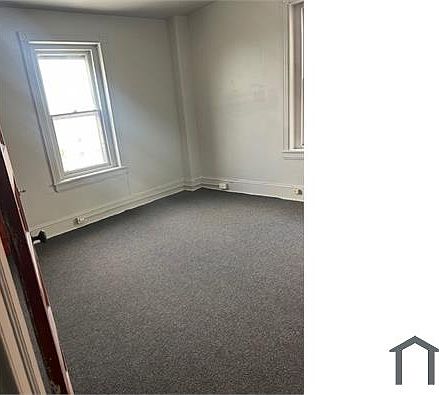 4th image of 1024 W Marshall St #2