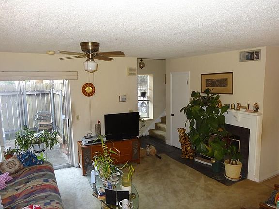2nd image of 2011 Greenspoint Dr Unit 2011