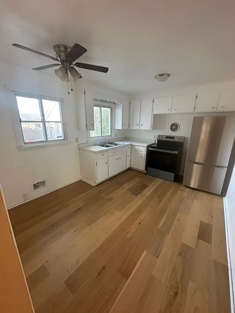Move-in Ready Single Family Home For Rent - 254 Ernst Street, Rochester — Photo 2