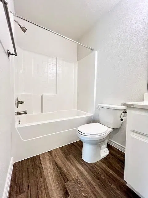 3 bed, 1300 sqft, $1,395 — Photo 4