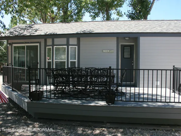 22 Stagecoach Ln, Thayne, WY 83127