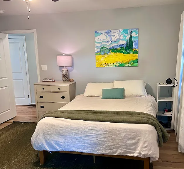 First bedroom.