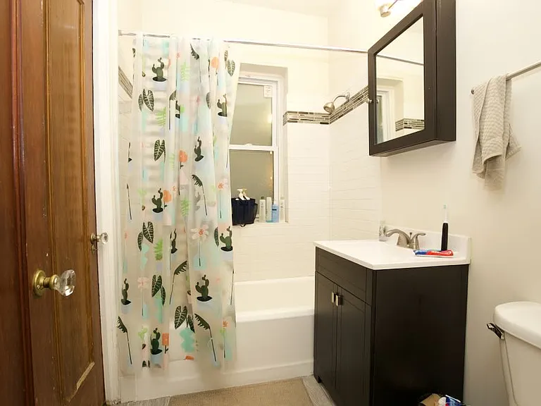 945 Judson Ave #2 — Photo 18