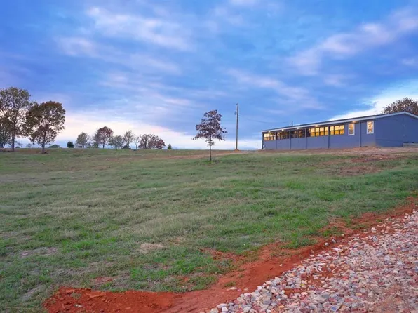 21899 County Road 3103, Gladewater, TX 75647