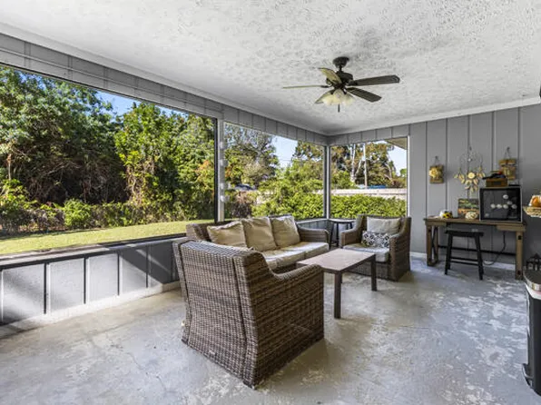 4705 Sunset Boulevard, Fort Pierce, FL 34982