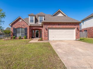 8902 N 134th Ave E, Owasso, OK 74055