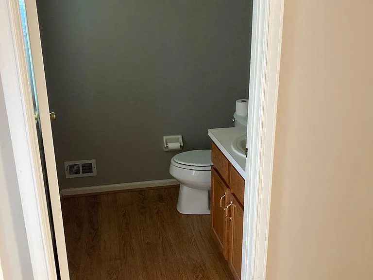 2623 Virginia Ln — Photo 14