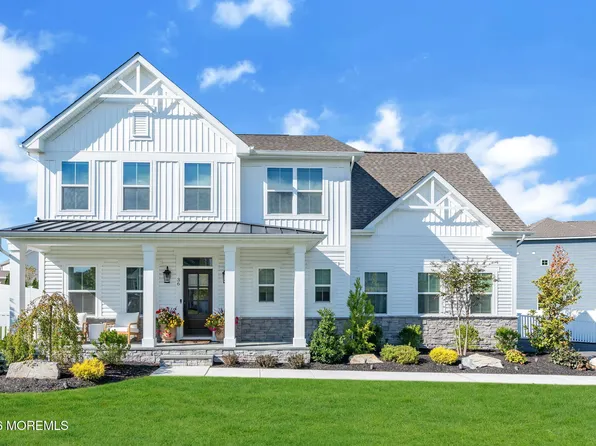 36 Charleston Street, Farmingdale, NJ 07727