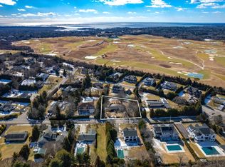 45 Country Club Dr, Southampton, NY 11968