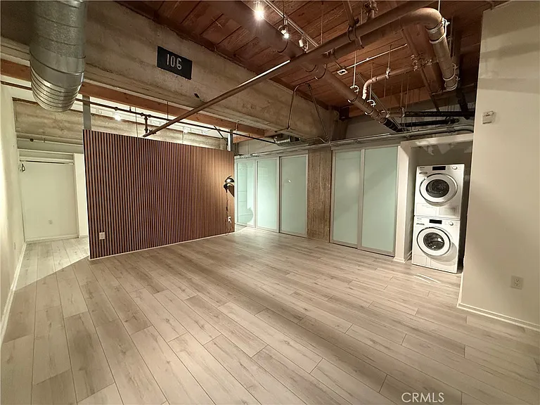 530 S Hewitt St #146 — Photo 3
