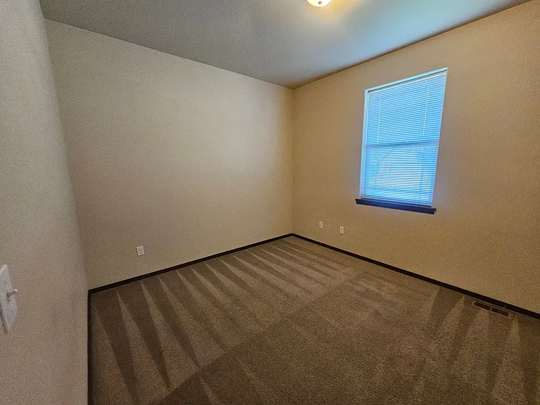 2606 N Columbia St — Photo 19