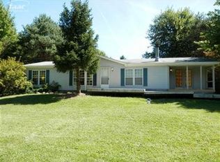 8294 Mabley Hill Rd, Fenton, MI 48430