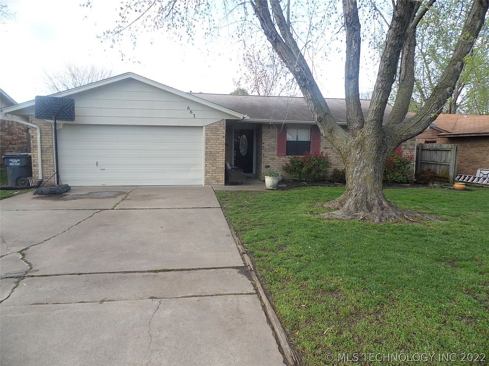 1st image of 661 E 134th Pl