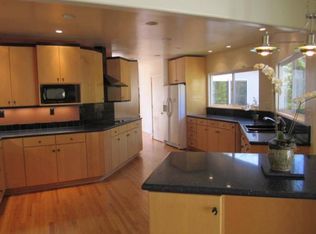 855 Estrella Dr, Santa Barbara, CA 93110