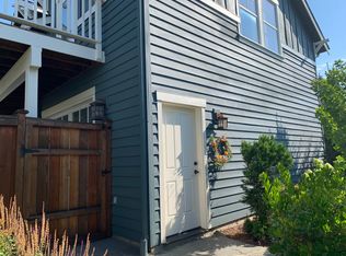518 9th Ave, Kirkland, WA 98033
