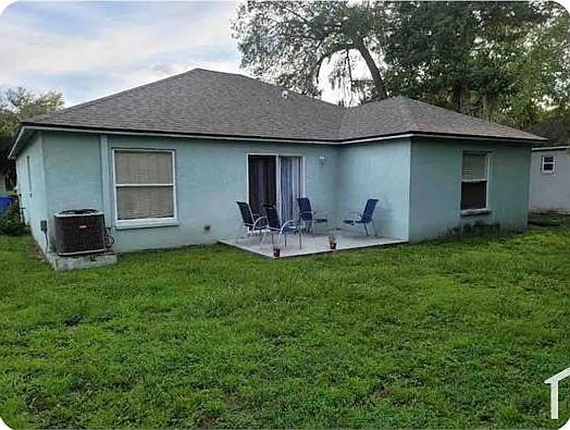 2nd image of 6927 Wildwood Oak Dr