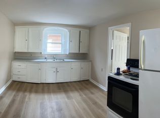 139 College St #1, Lewiston, ME 04240