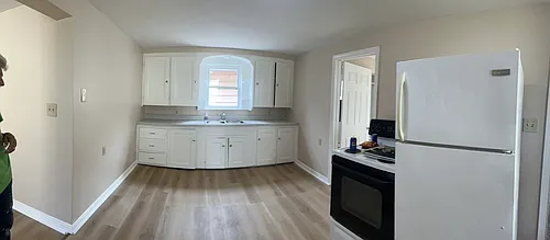 139 College St #1 Photo 1