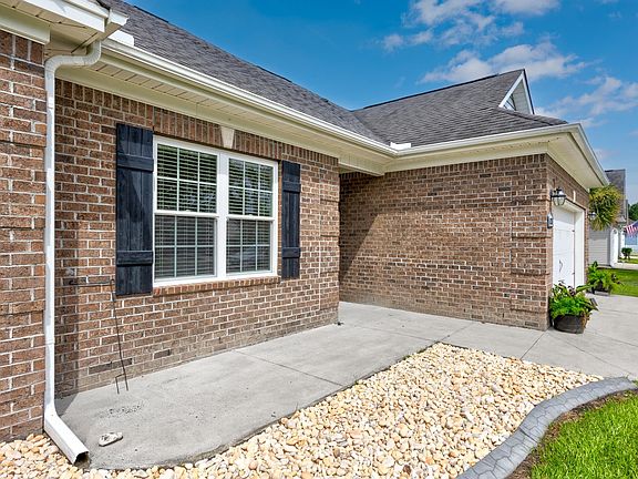 4th image of 525 Battey Dr.