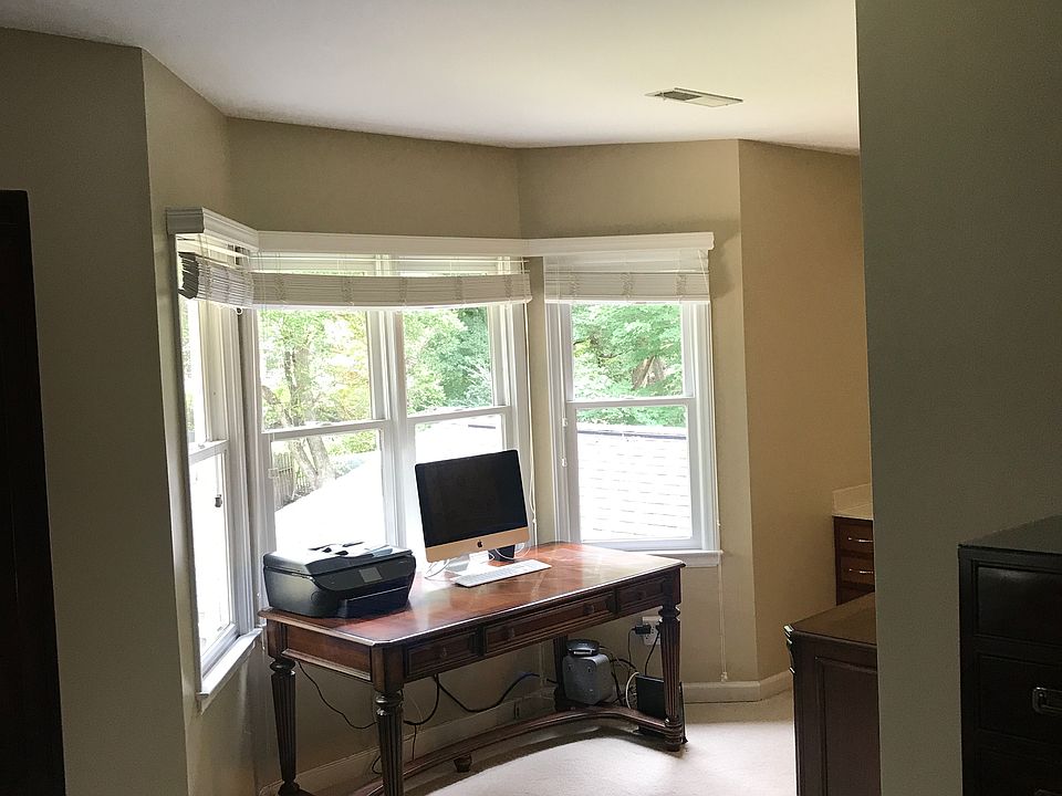 In master room - extra area