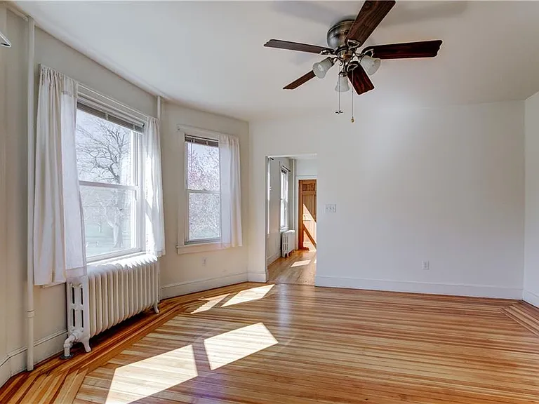 577 Spring St — Photo 6