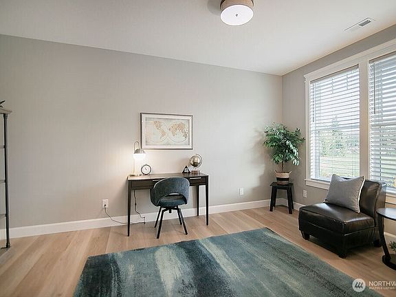 4th image of 302 Waters Road