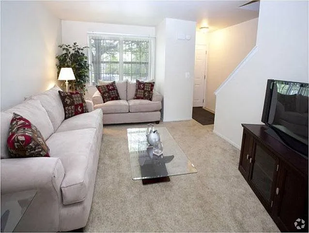 Countryside Townhouses of Auburn Hills — Photo 13