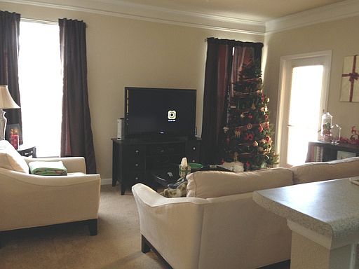 1st image of 8843 Villa View Cir Unit 206