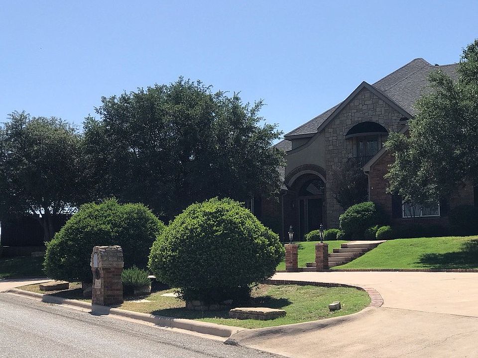 1st image of 14 Vista Ct