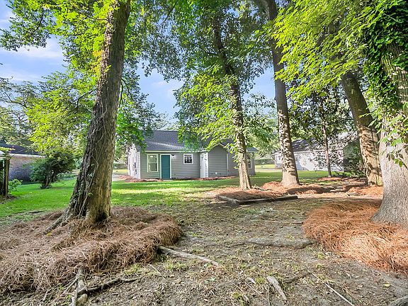 5th image of 232 Germantown Rd
