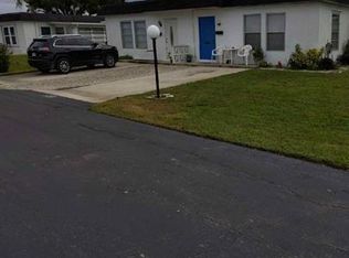53 Tangerine Ct, Lehigh Acres, FL 33936