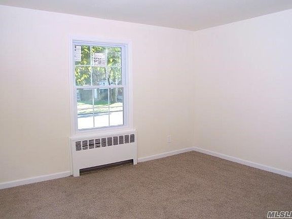 5th image of 323 Hancock St