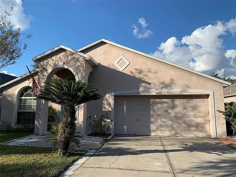 9405 Hidden Water Cir — Photo 3
