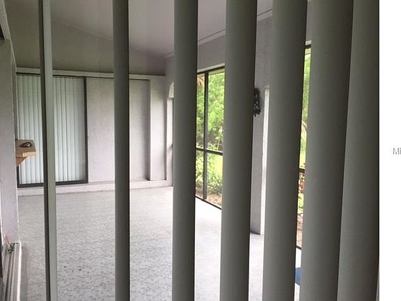 4th image of 23156 Elmira Blvd