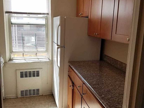 3rd image of 8645 Bay Pkwy APT A3