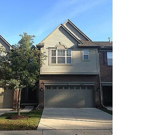 3rd image of 41220 Maplewood Dr