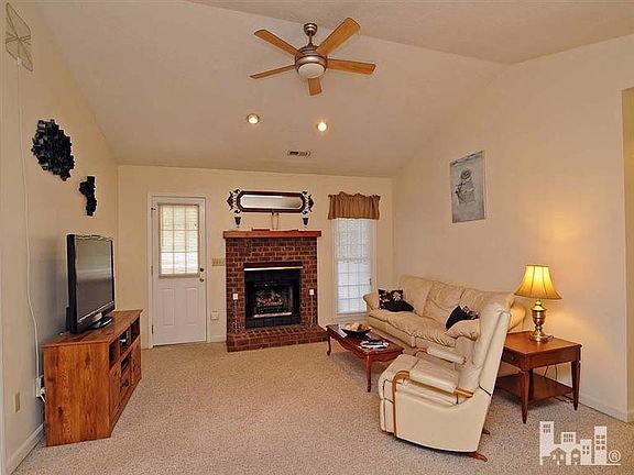 5th image of 7205 Scallop Ln
