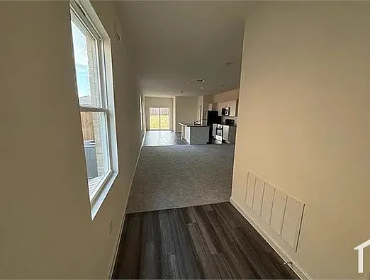 5940 Sahara Dr — Photo 7