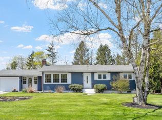 8 Burtenmar Cir, Paxton, MA 01612