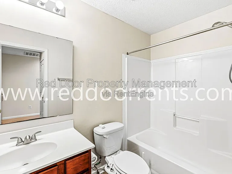 13340 Golden Gate Dr E — Photo 28