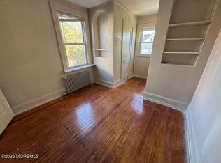 110 Rector St #2, Perth Amboy, NJ 08861