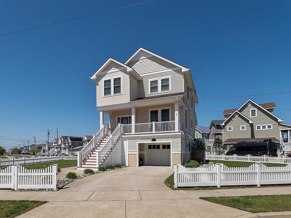 1st image of 2 Victoria Ln
