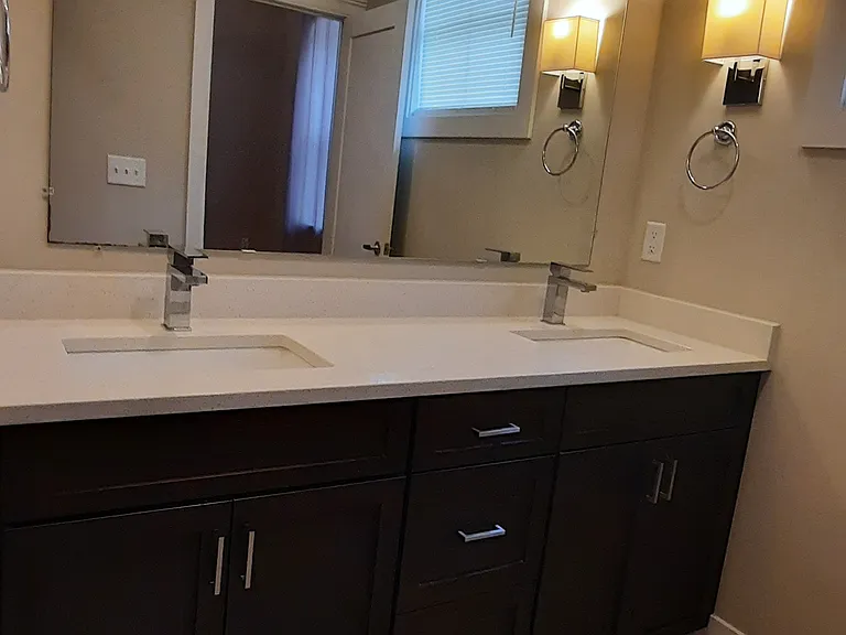 1726 Carvell Ave — Photo 16