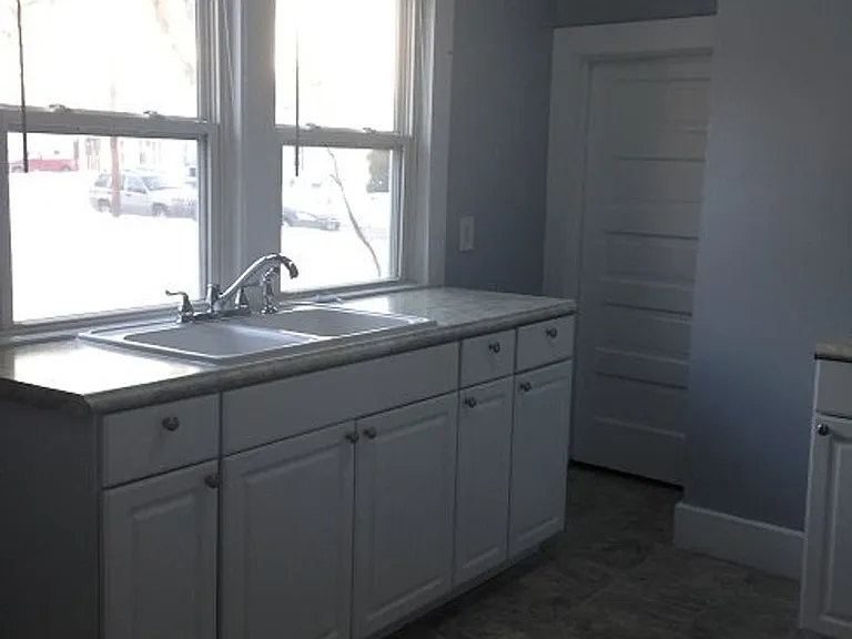 1028 N Lawrence St — Photo 16