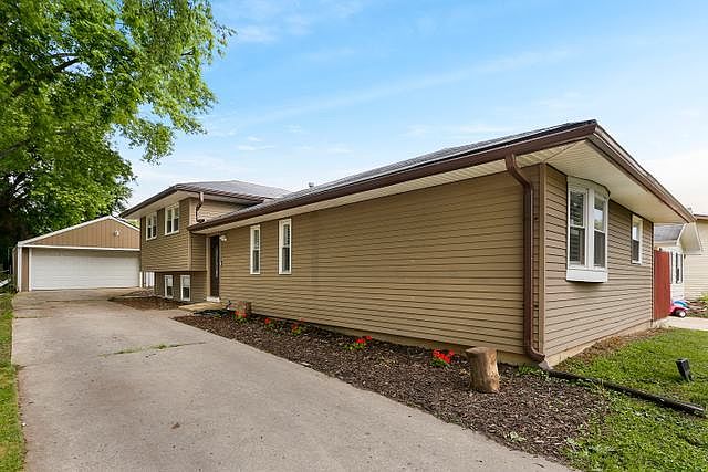 1st image of 28W588 Donald Ave